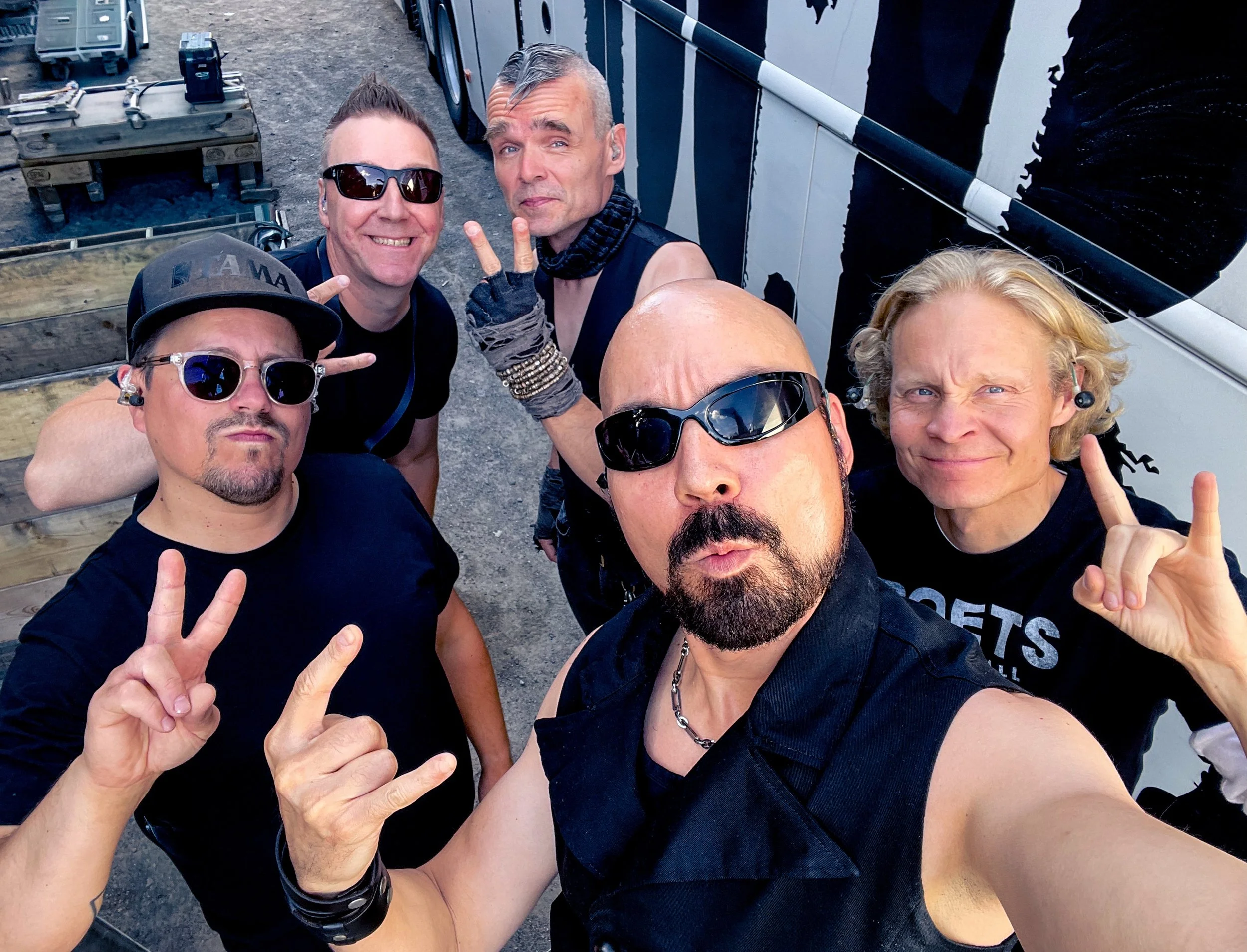Moments before the storm&hellip; our jolly group (minus one) just before we went on stage at Rokki Raikaa Tampere on Friday &mdash; #wherejaska

(PS: Half of our EU/solo shows are now sold out, and there are only a handful of tickets left for the res