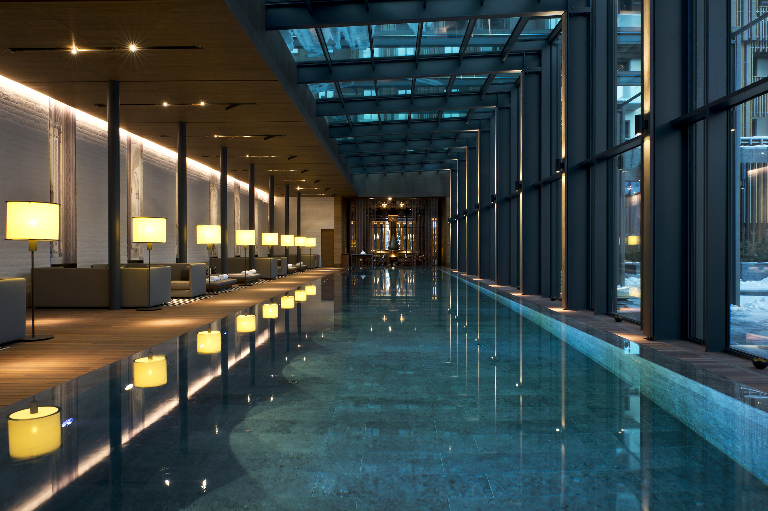 CAM-Pool-Indoor_Pool_01.jpg