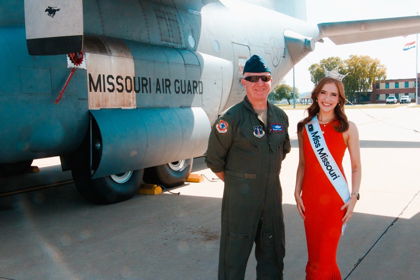 The home of the brave 🇺🇸 Happy Fourth of July everyone!
Today I met with Colonel Golden, the Wing Commander of the Air National Guard here at the 139th Airlift Wing in St. Joseph, Missouri! I had such a fun time hearing about everything the Air N