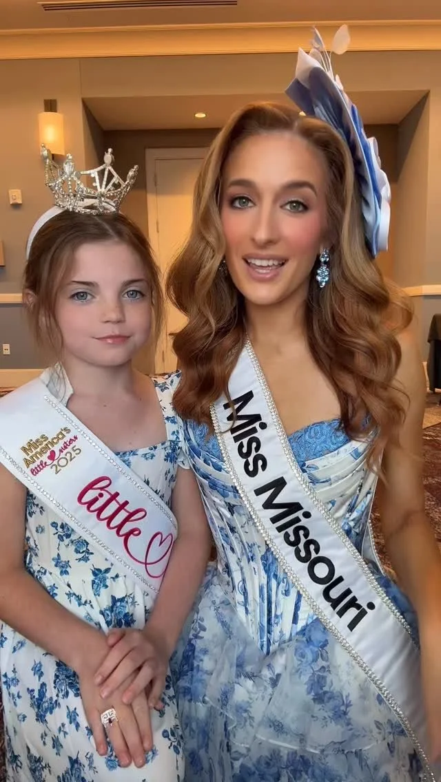 When my @missamerica Little Sister and I finally get to see each other...ikjk we NEVER cause trouble 😉❤️
One of my favorite parts of being a Miss America titleholder is also being a mentor to young girls across our country through the @missamericas