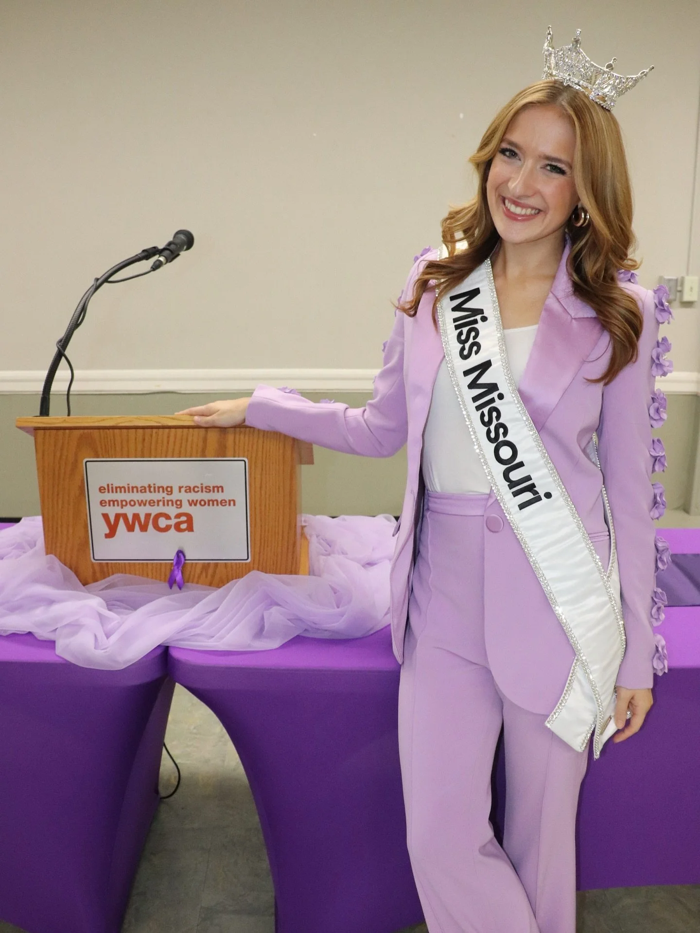 What a beautiful kickoff to Domestic Violence Awareness Month 💜 I was honored to be nominated for the @ywca_st.joseph Mary Jolly Memorial Award for my service to my community and dedication to helping domestic violence survivors and their families. 