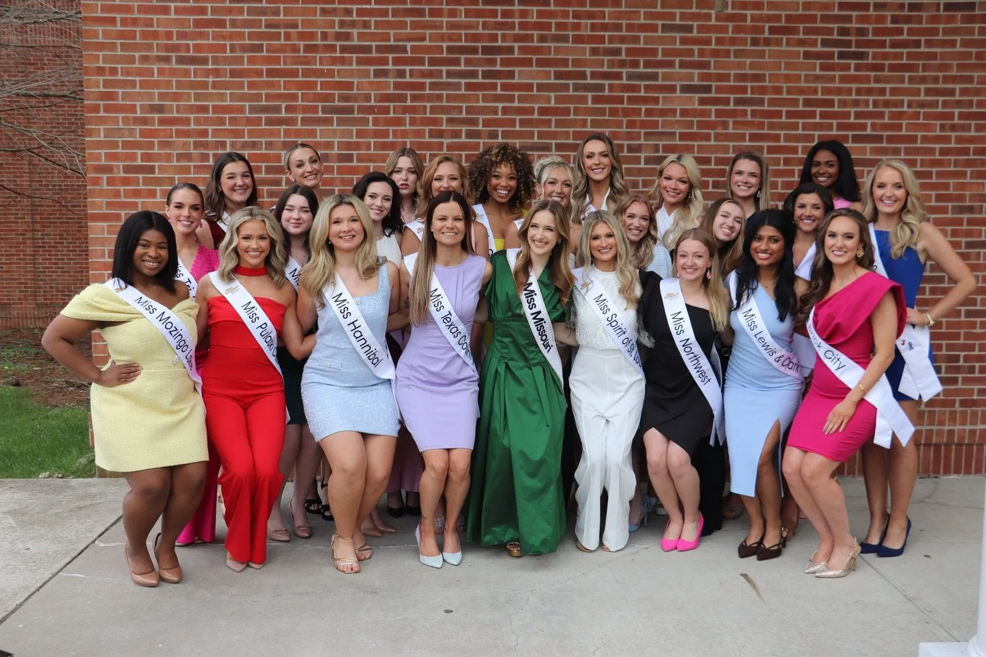 Everything is better when I&rsquo;m with my girls!! 💖 I am just so impressed by all 30 of these local titleholders and the work they have done to prepare for Miss Missouri. I am confident that, no matter who walks away with the crown in June, that t
