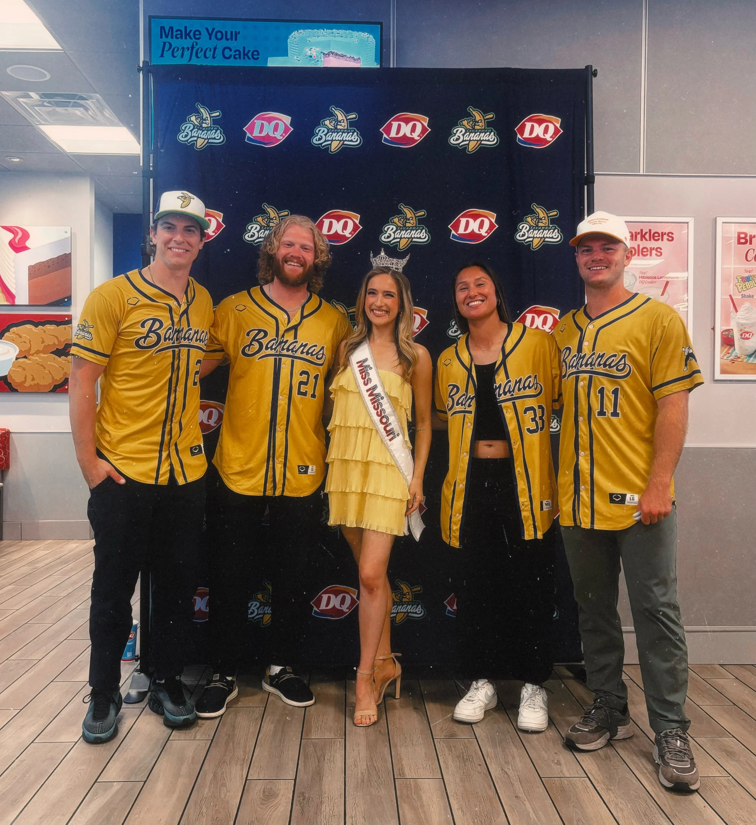 @thesavbananas x @dairyqueen x @themissmissouriorg 🤩🍌 I can&rsquo;t think of a sweeter trio!! 

Had so much fun celebrating the launch of the Savannah Bananas banana split shake at Dairy Queen with the Bananas themselves! 

Did you know that Dairy 