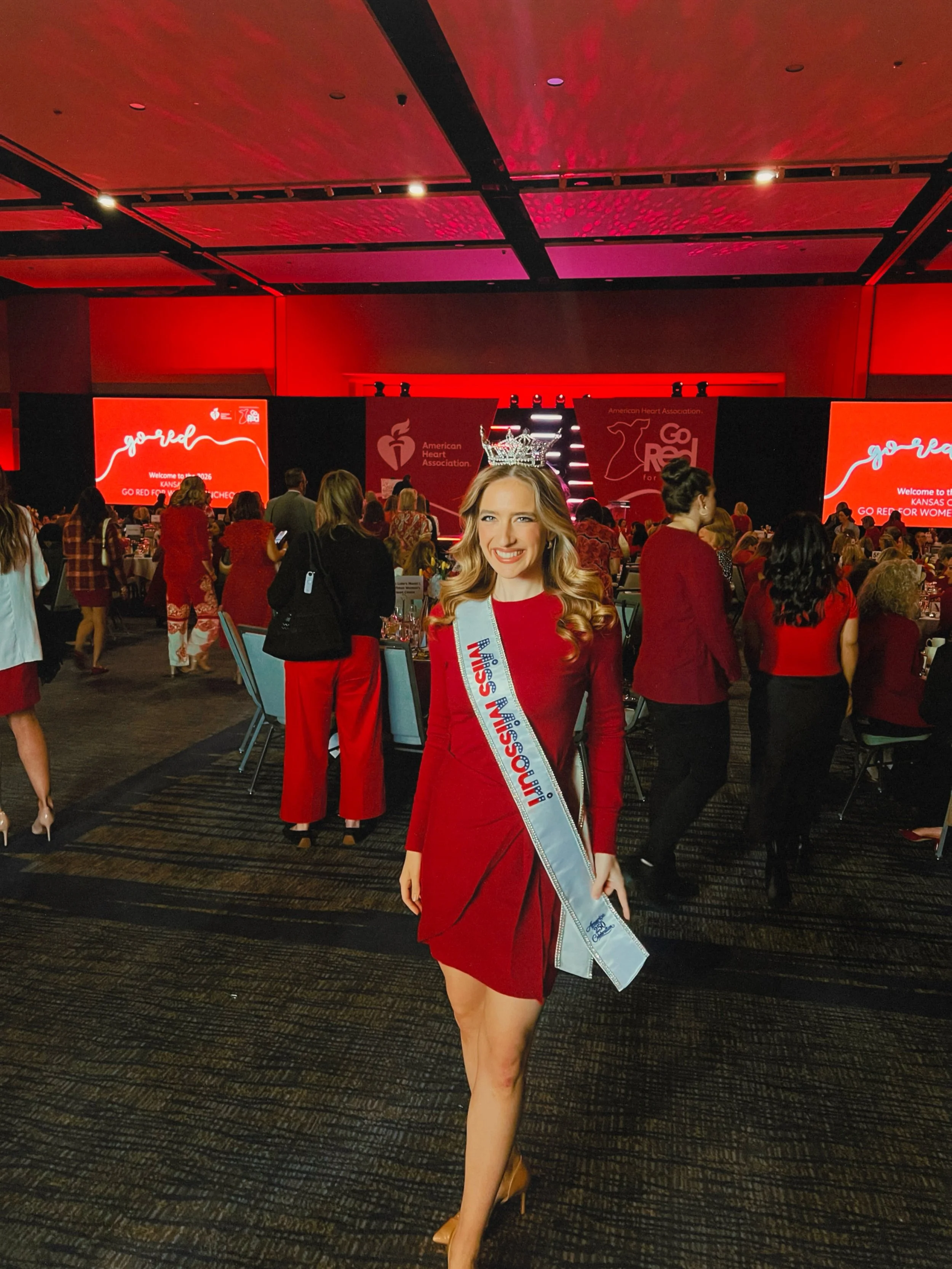 Went Red for Women&rsquo;s heart health!! ❤️ So much fun at the annual @goredforwomen luncheon hosted by the @american_heart Association. 

It was a great day of community, education, and inspiration, and proof that when there is more investment into
