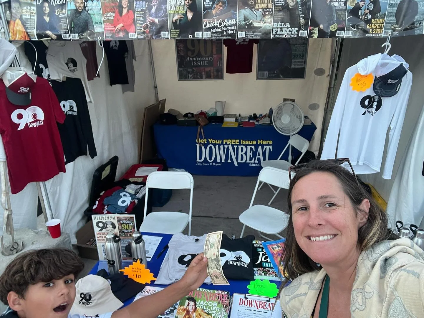 Whoohoooo finally someone I know at @detroitjazzfest 
.
.
.
@downbeat_mag #detroit #jazz #jazzfestival