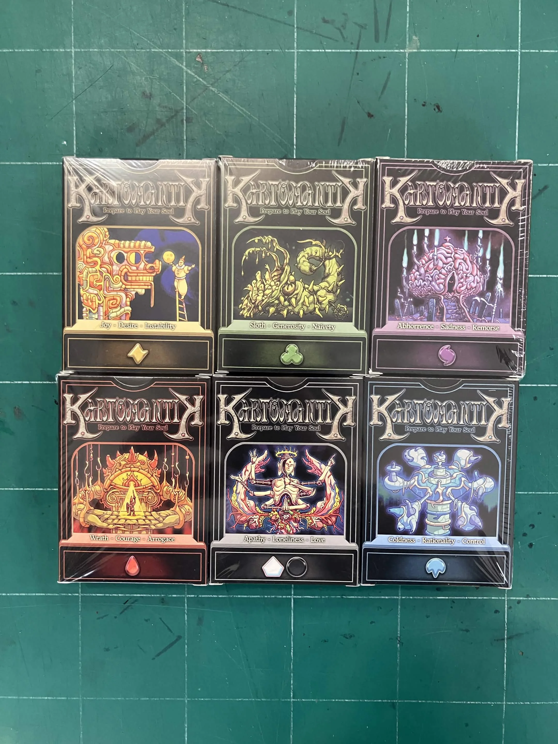 Kartomantik - The Card Game (In English)