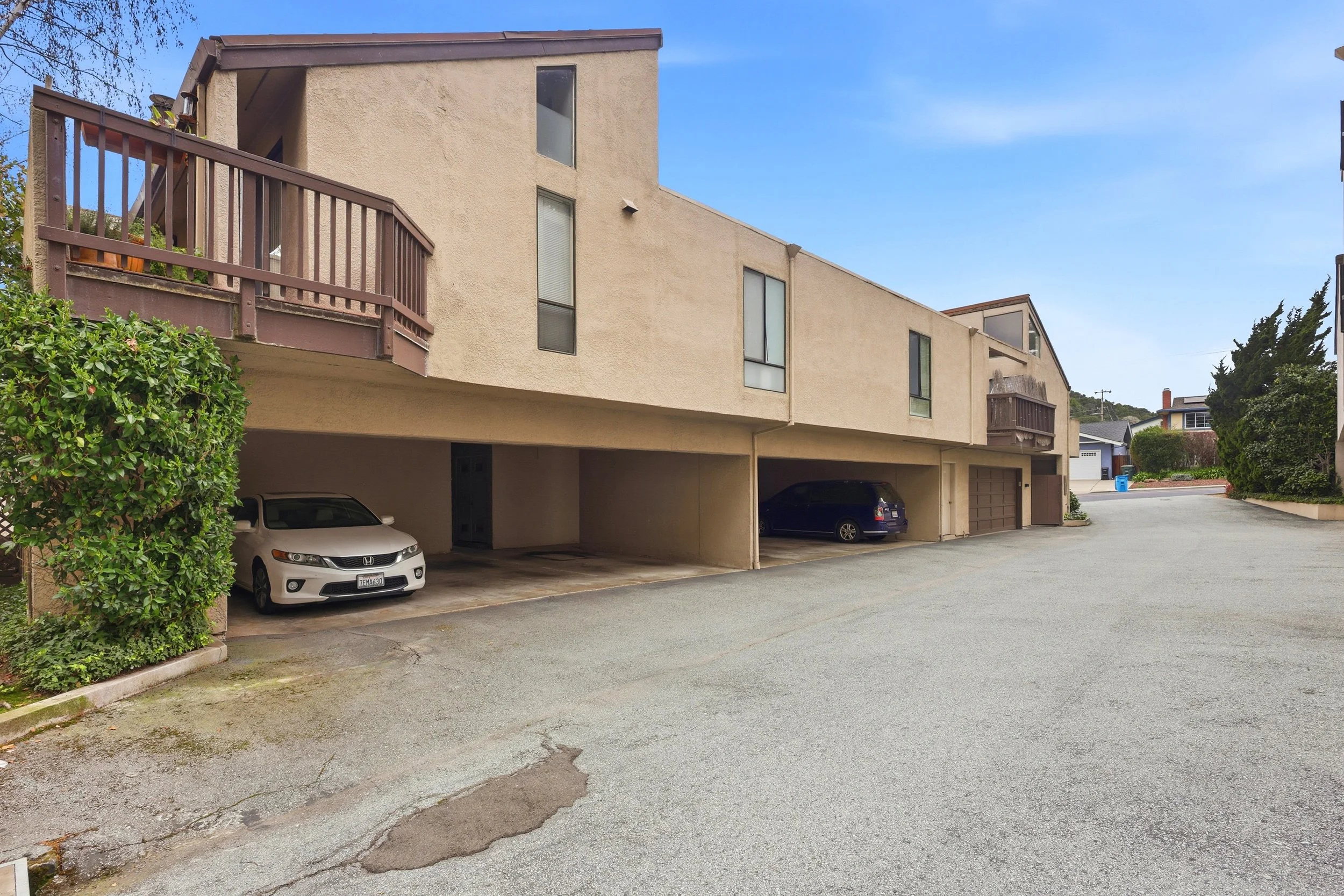 050_F8_2001 Parrott Dr.jpg