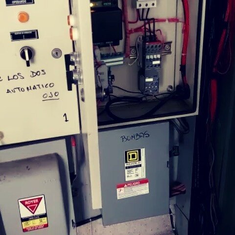 Cambio de rele térmico y contactor en tablero de control de bomba de cargamos aguas negras. #mantenimiento #automatizacion