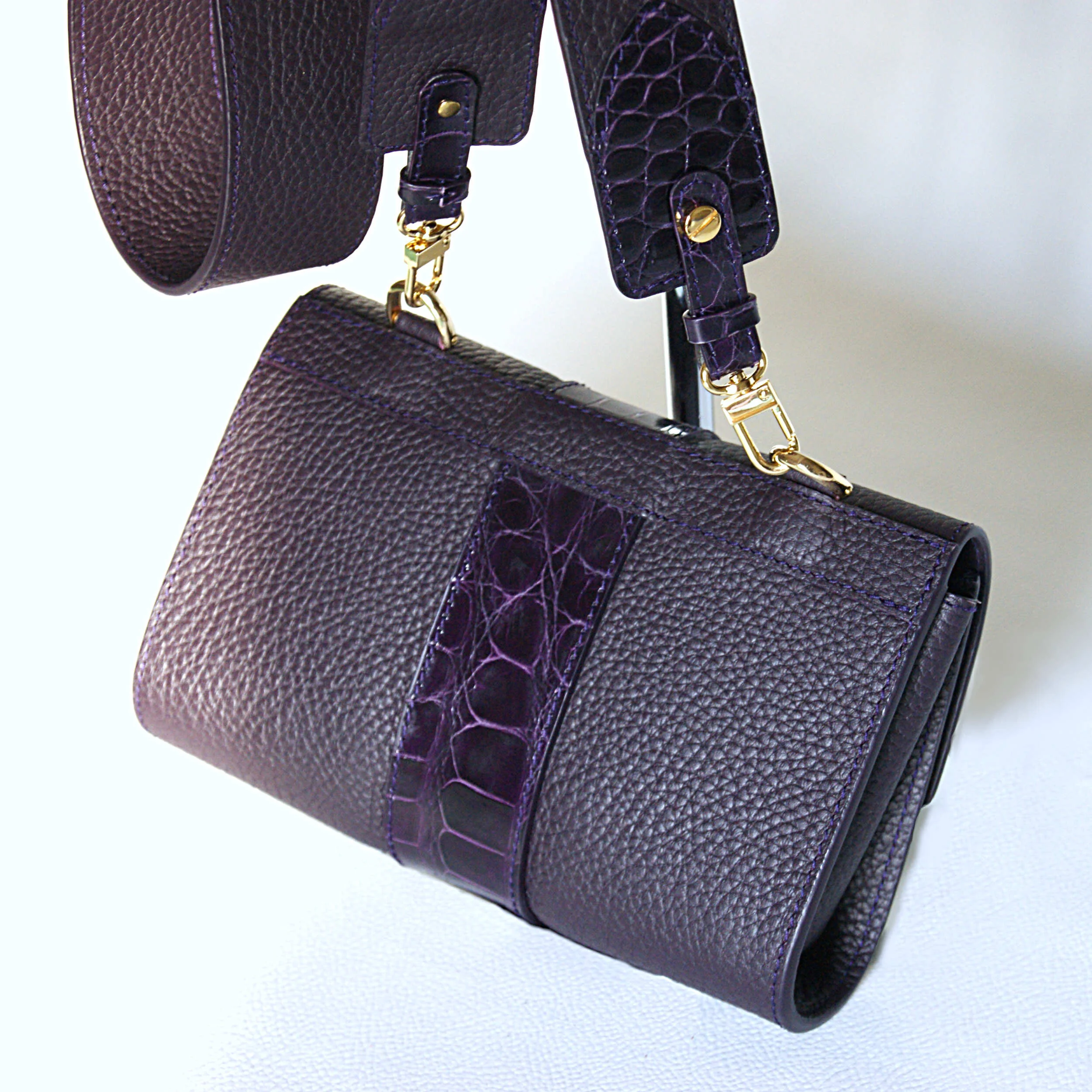 atelier-clarus-maroquinerie-sac-le-tout-mini-violet-croco-7.JPG