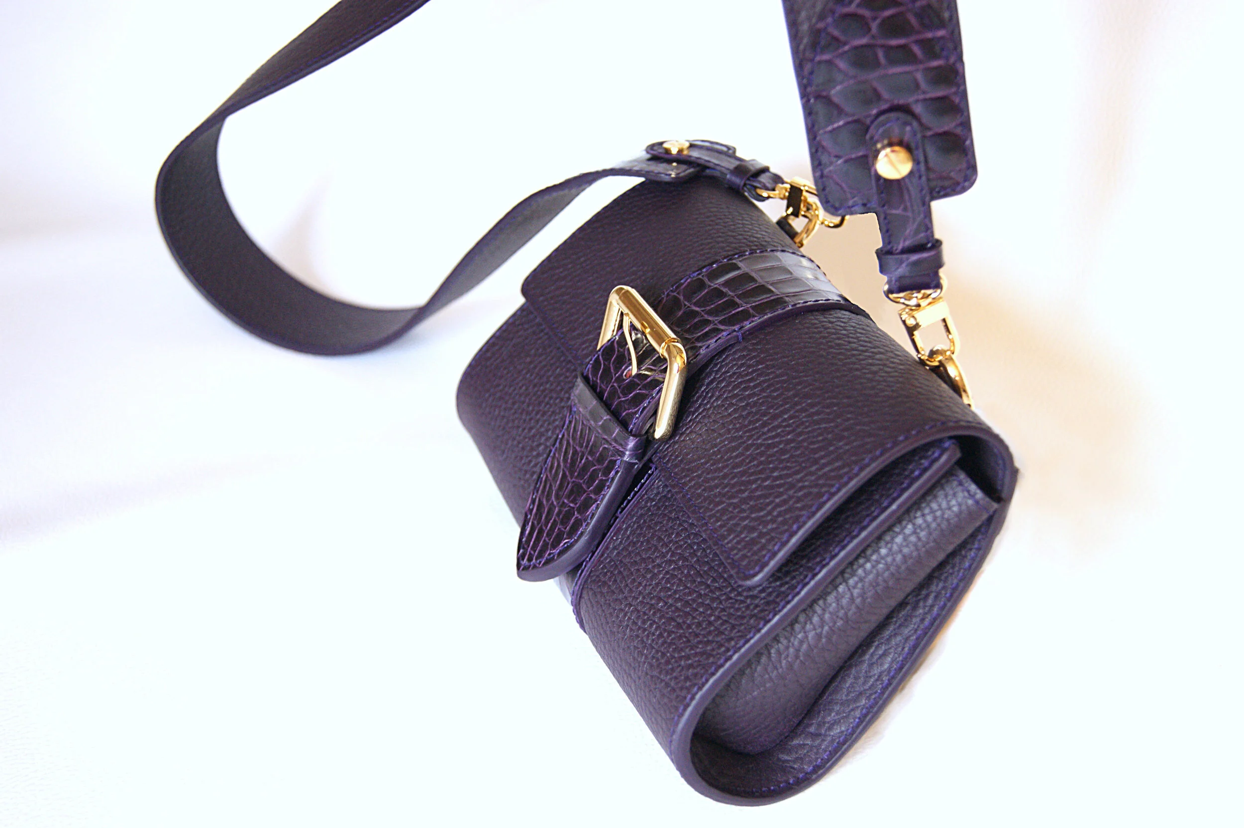 atelier-clarus-maroquinerie-sac-le-tout-mini-violet-croco-1.JPG