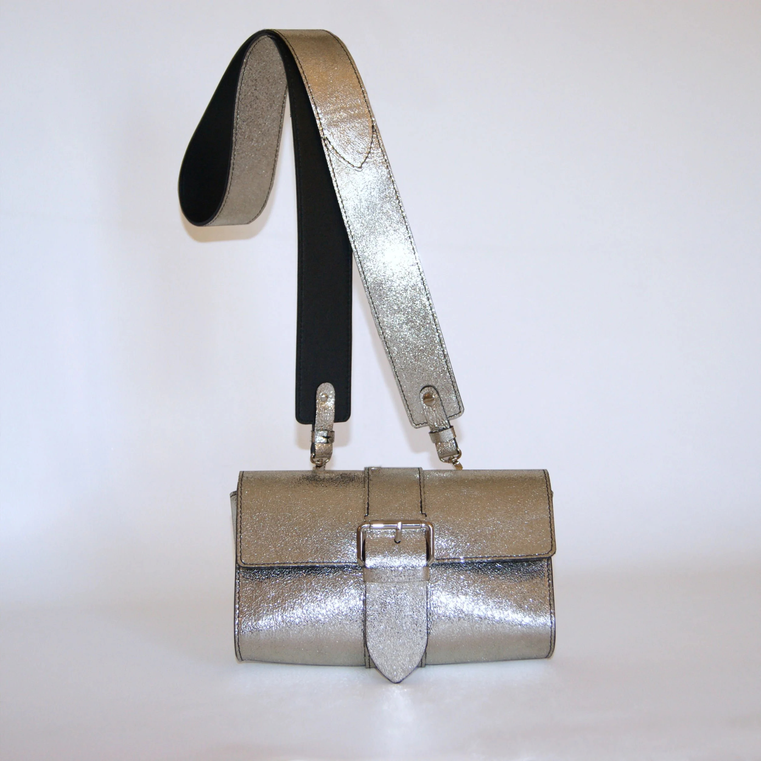 atelier-clarus-maroquinerie-sac-le-tout-mini-argent-3.JPG