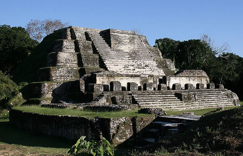 Altun Ha Temple (2).jpg