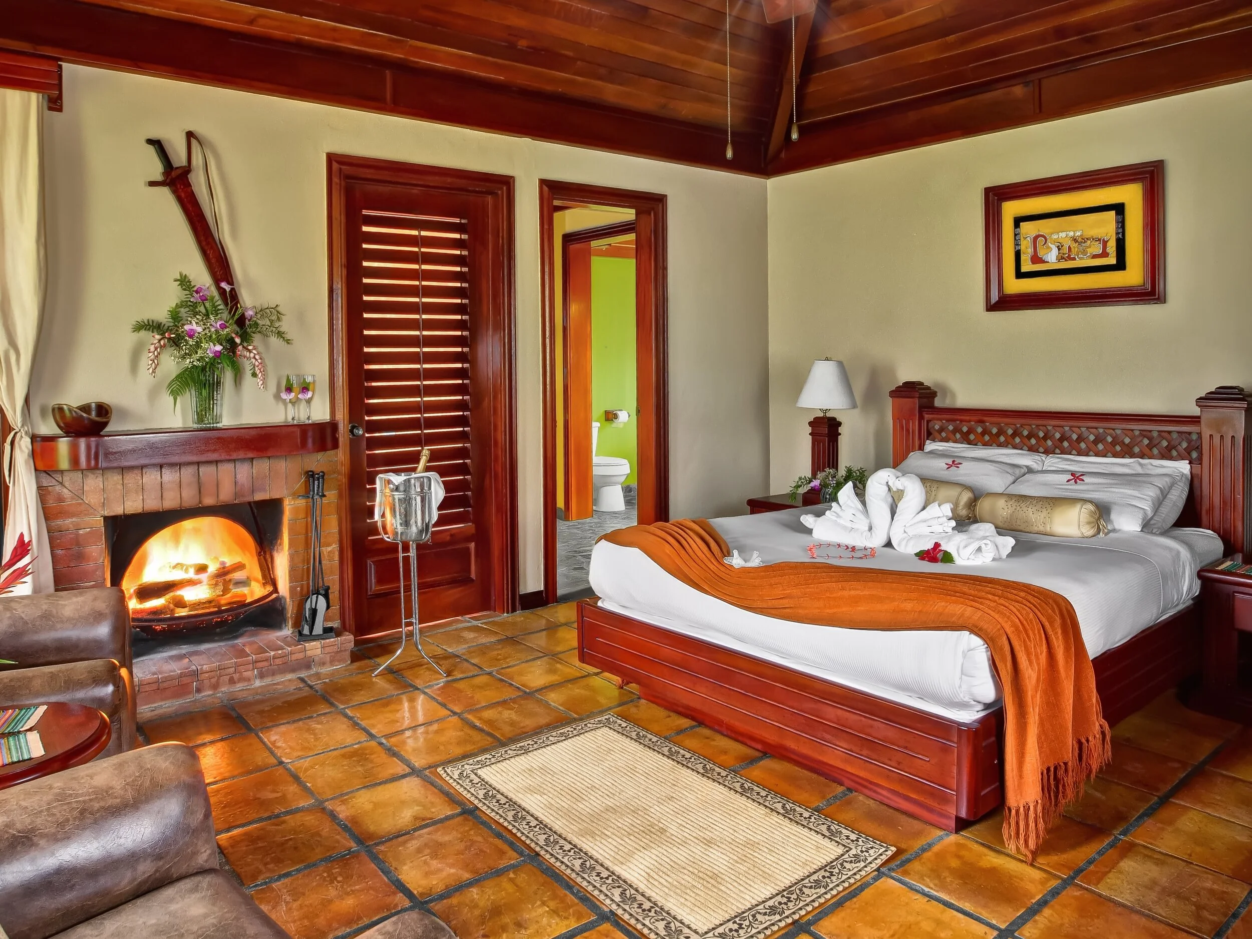 Estate Suite - Interior.jpg