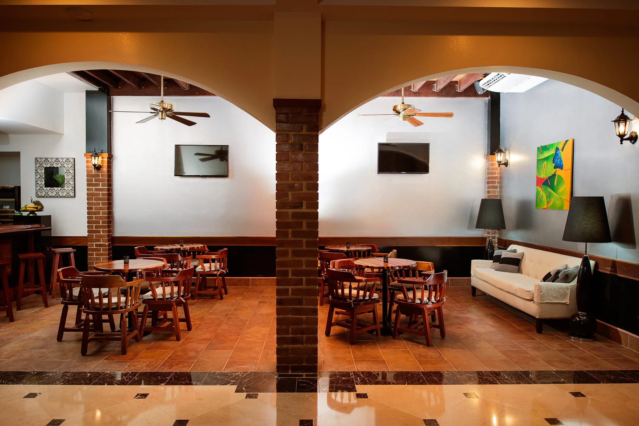 Lobby Bar.jpg
