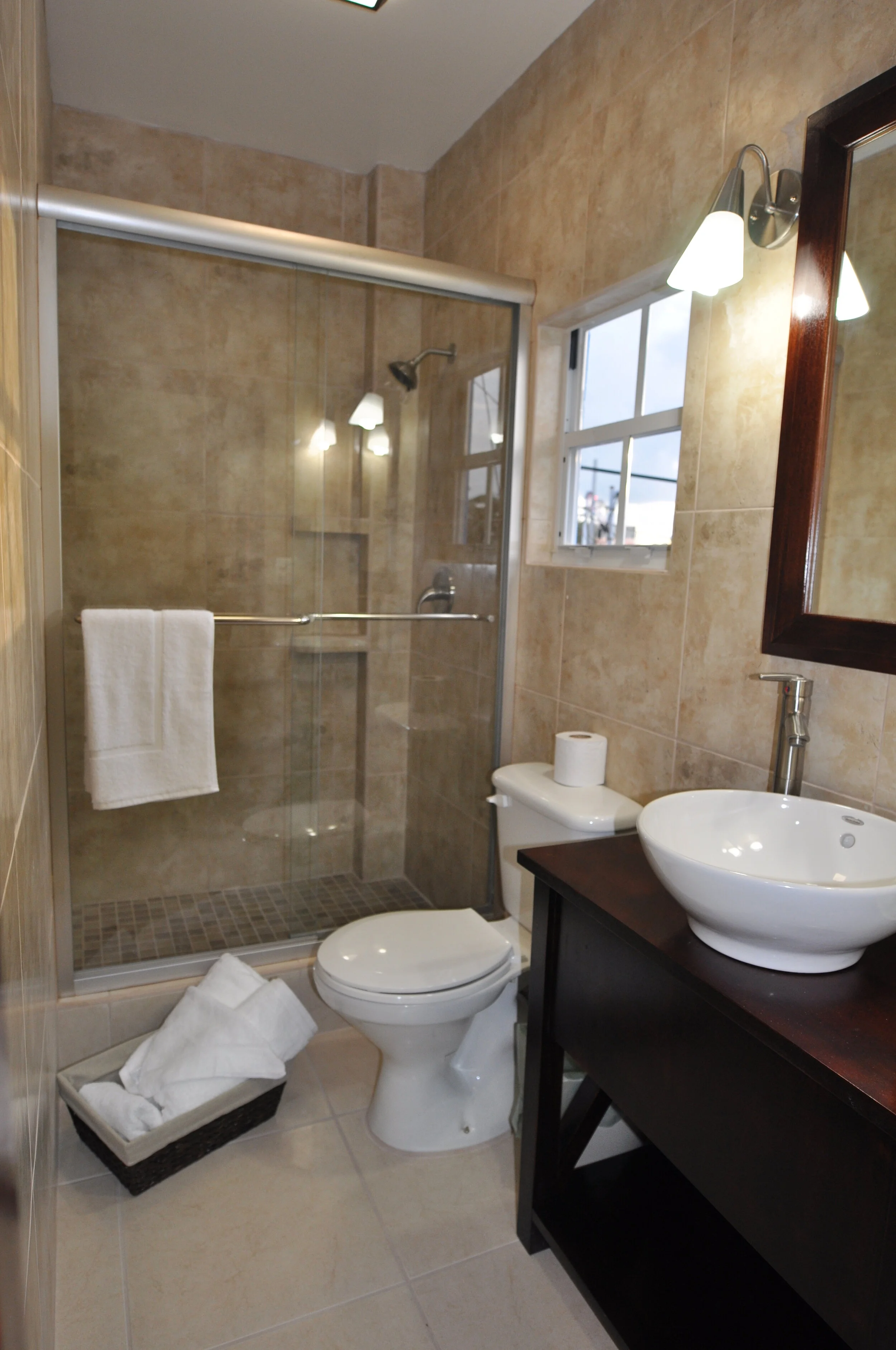 bath1.JPG