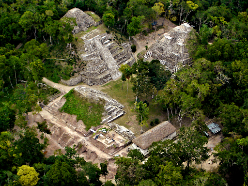 Cayo Yaxha - Pic 2.png
