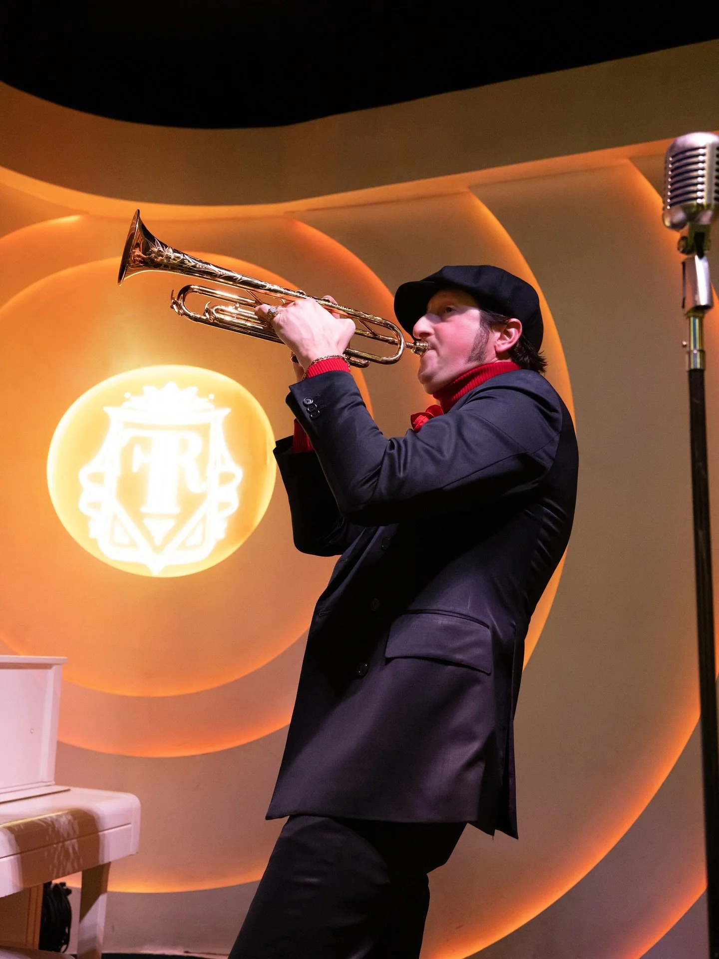 FLATIRON ROOM TONIGHT 9 to MIDNIGHT!