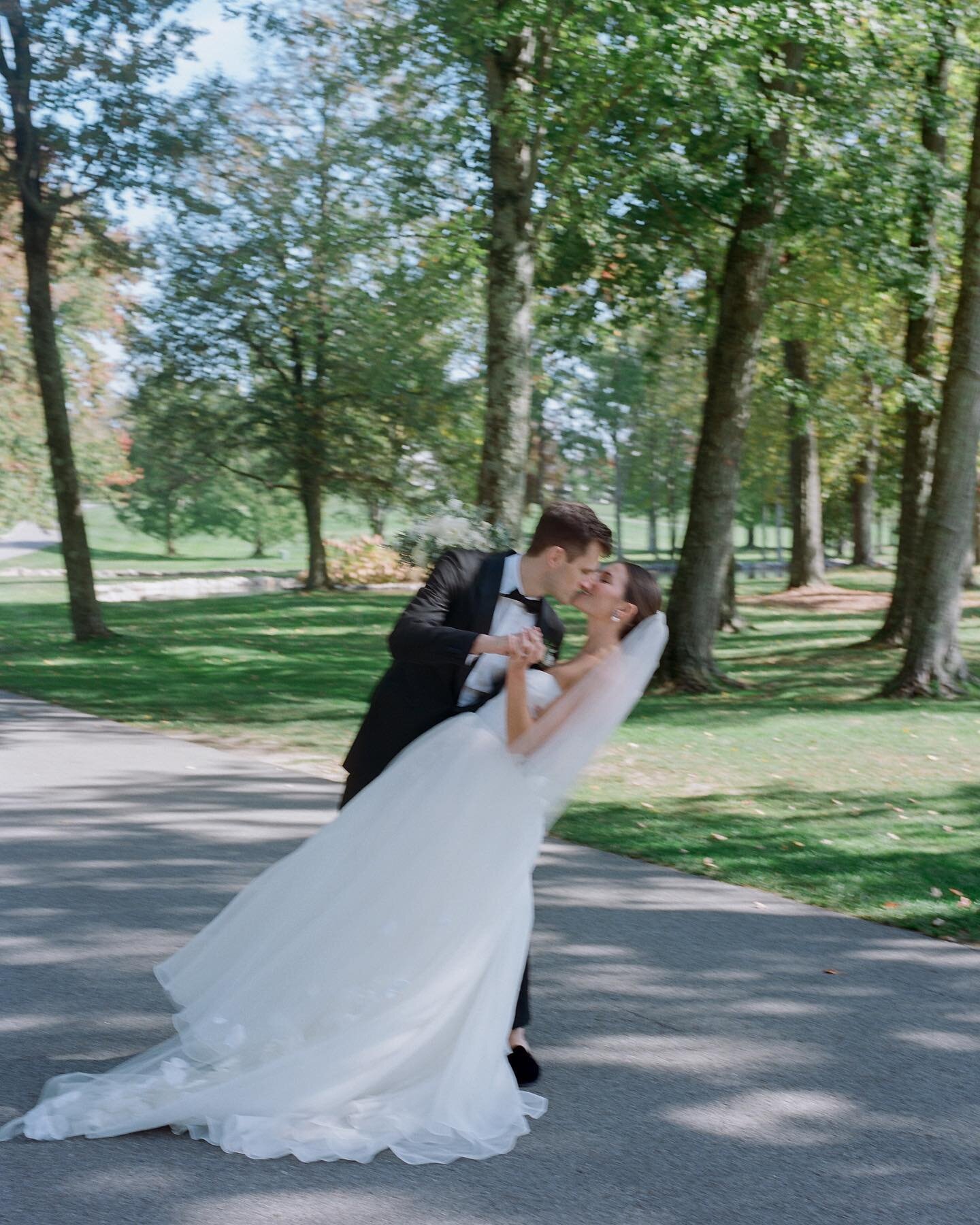 Claire and Elliot and they&rsquo;re late summer wedding on film🤍

#filmweddingphotographer #contax645 
#documentaryweddingphotographer #wildflowerfarm #alwaysauberge