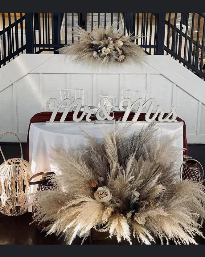 Happy First (Sun)Day of Fall!! We&rsquo;re ready for all the vibes 🍁🍂

#mineola #mineolatx #easttexasweddings #easttexasweddingvenue #hiddenpinesetx #weddingvenue