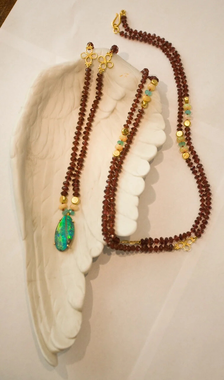 garnet necklace image.jpeg