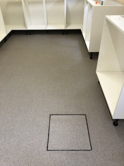 Finished safety floor