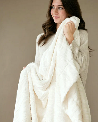 Minky Couture blanket -white.png