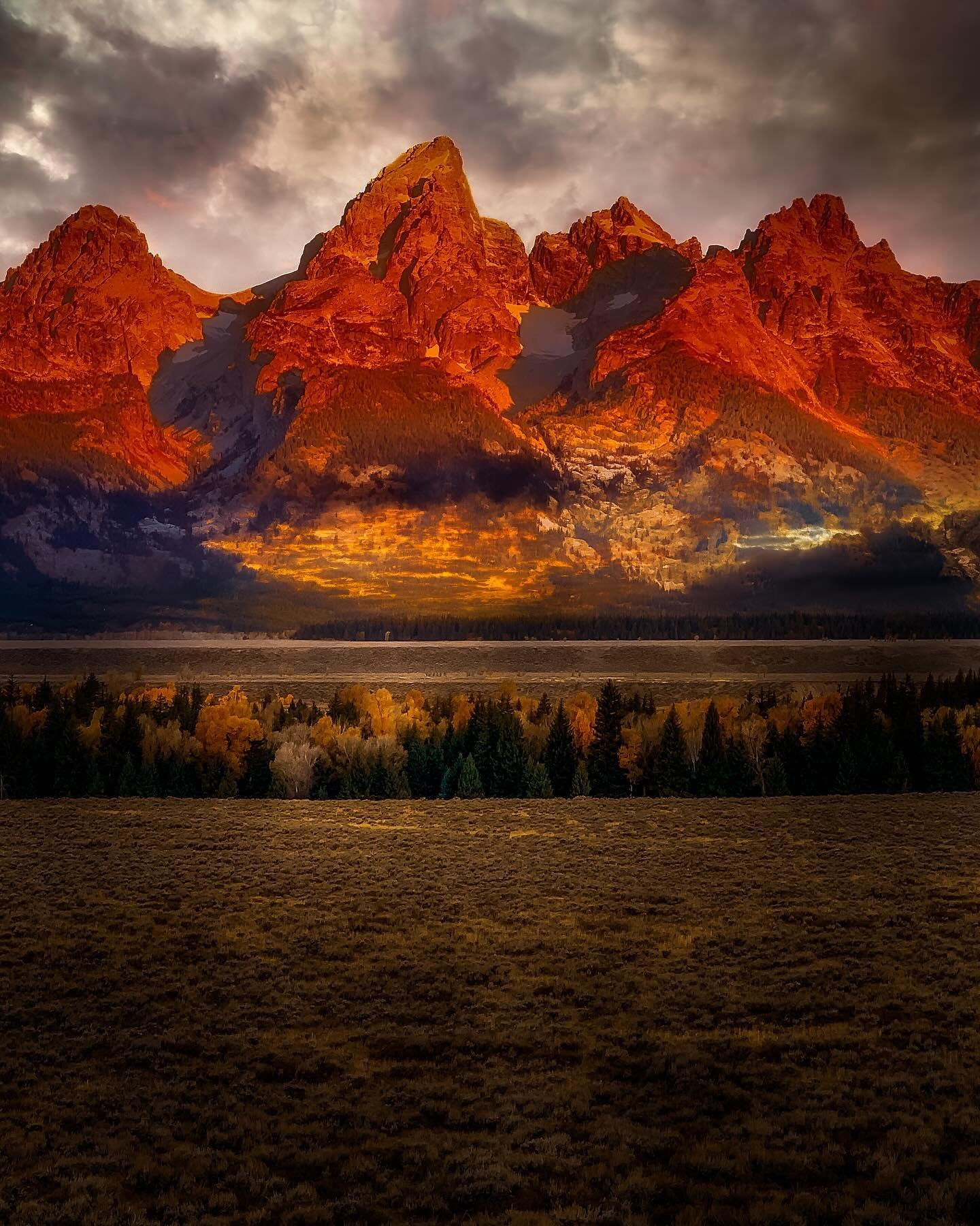 The most dangerous view of the world.. is the view of somebody who does not know or who has never seen the world&hellip;. Love a Teton sunrise&hellip;. #teton #tetonsnationalpark #grandteton #grandtetonnationalpark