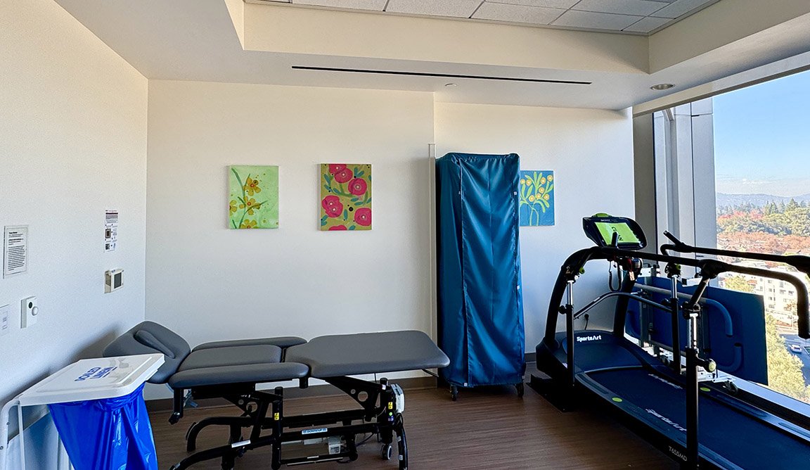 Tucker Nichols, Installation view, Stanford Hospital Rehab Gym, 2025