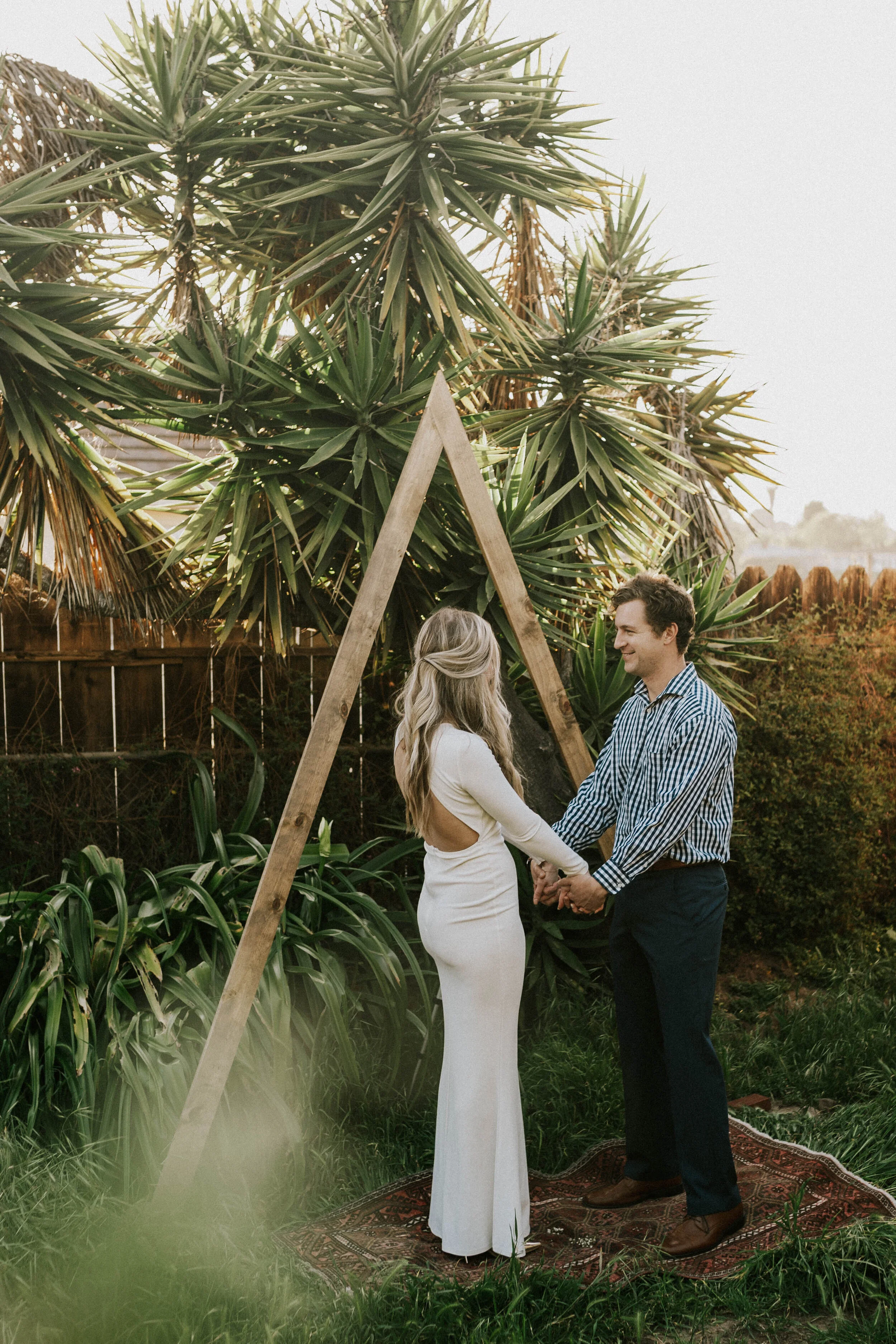backyard-wedding-elopement-ideas-ceremony-details-and-ideas-ali-brian-photos-lauren-turner-photography-adventure-elopement-intimate-wedding-photography-san-diego-southern-california-07710.jpg