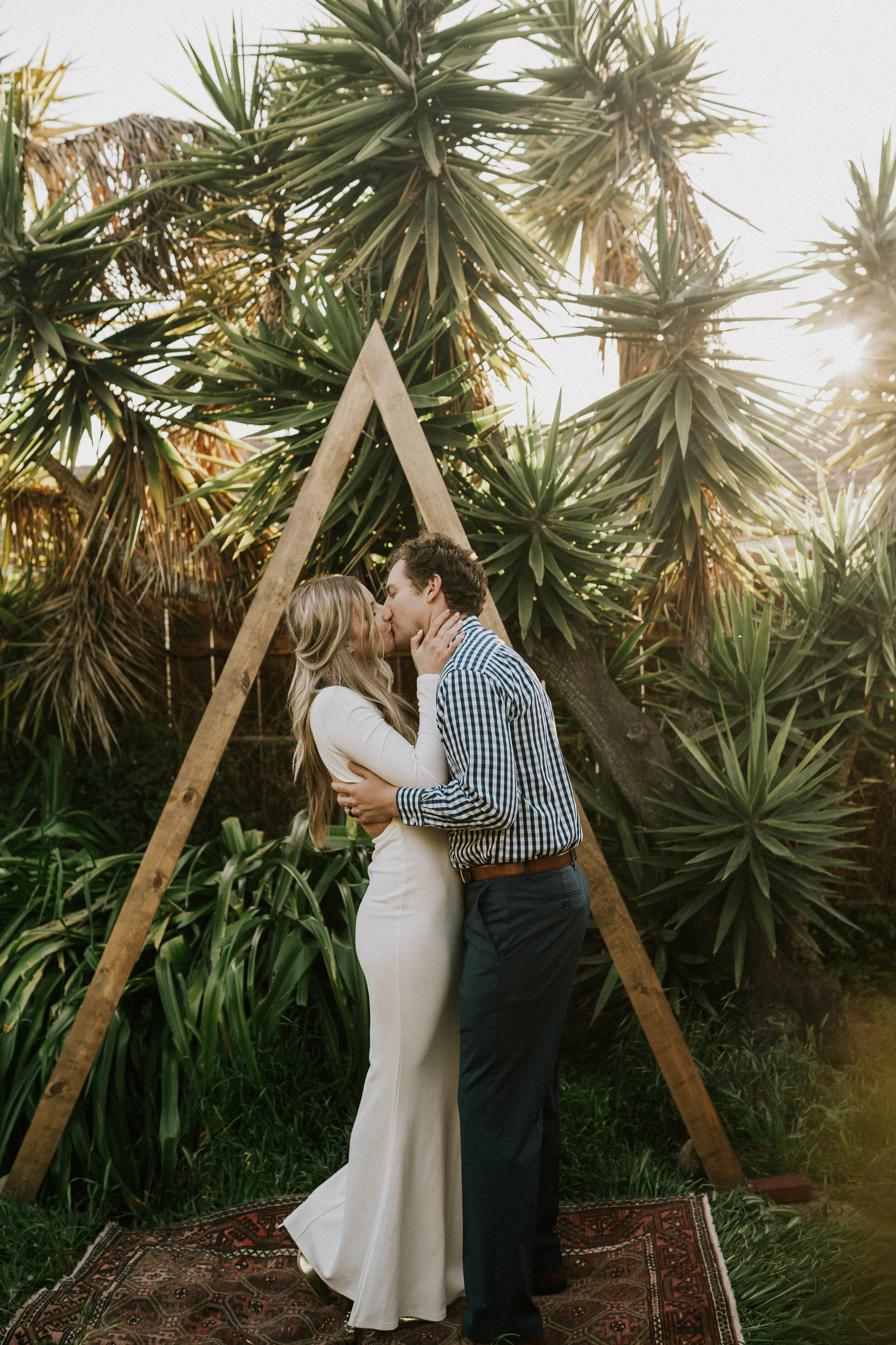 backyard-wedding-elopement-ideas-ceremony-details-and-ideas-ali-brian-photos-lauren-turner-photography-adventure-elopement-intimate-wedding-photography-san-diego-southern-california-07748.jpg