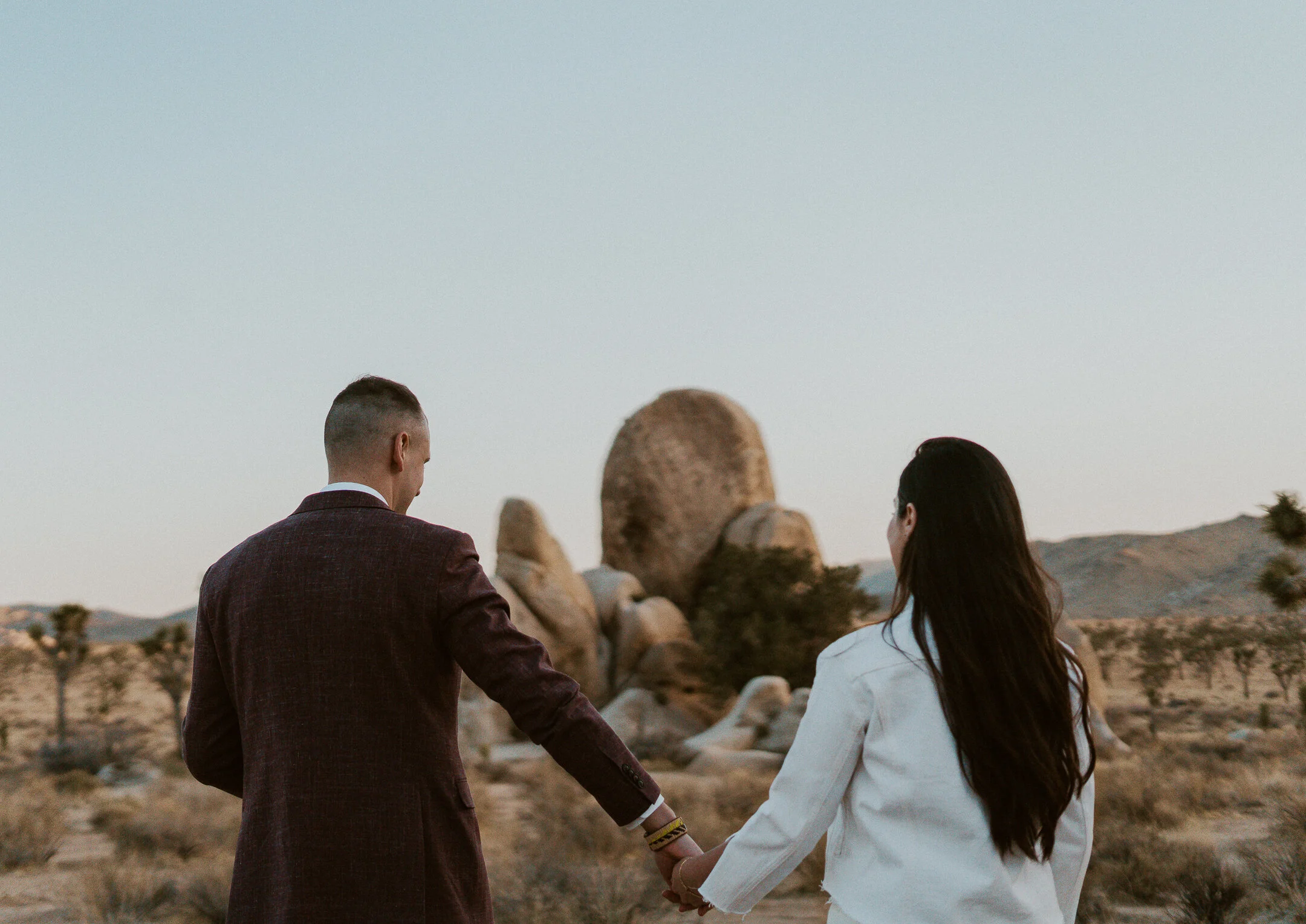 ale-cam-joshua-tree-national-park-elopement-lauren-turner-photography-02041.jpg