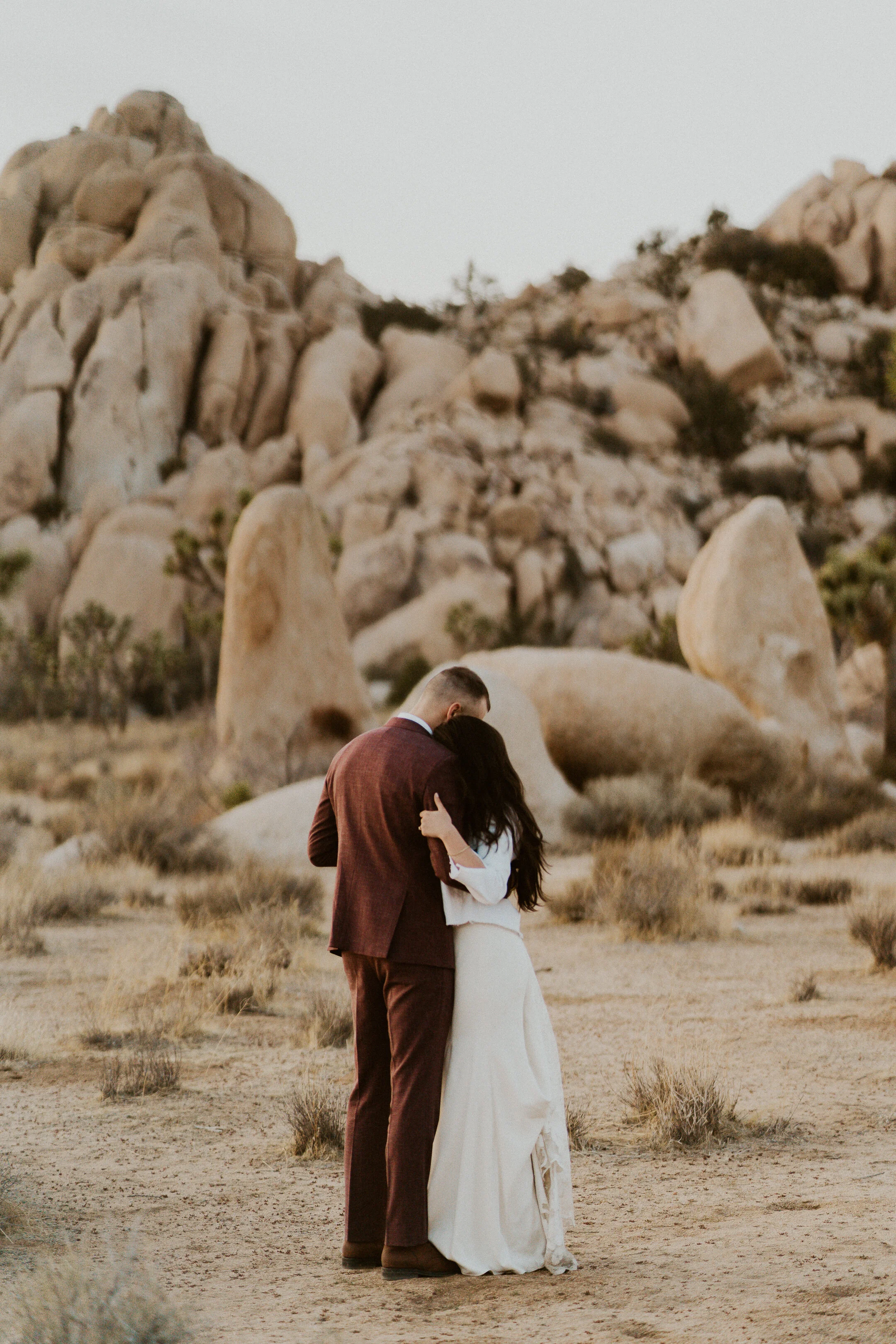 ale-cam-joshua-tree-national-park-elopement-lauren-turner-photography-00031.jpg