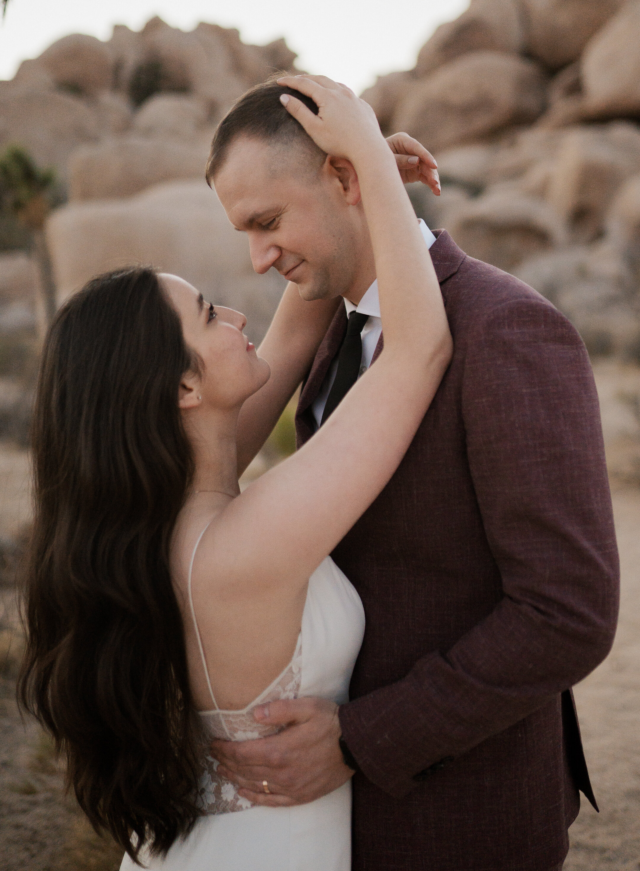 ale-cam-joshua-tree-national-park-elopement-lauren-turner-photography-02208.jpg