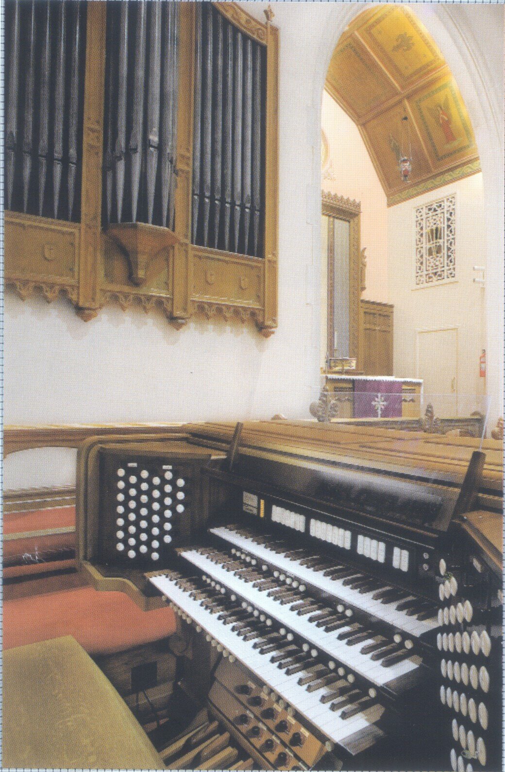  Moller Organ Company, 1946  Rebuilt and enhanced with Walker Digital, 2006 