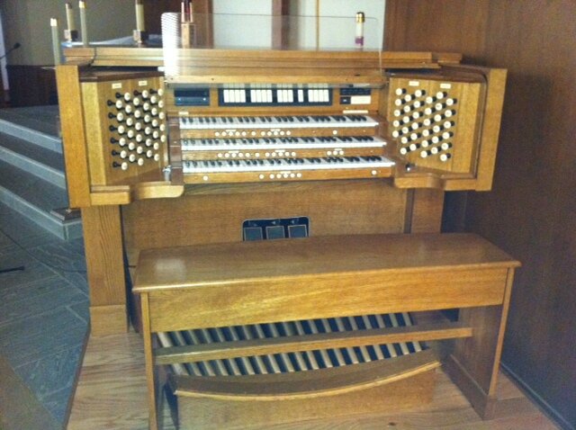   Wicks Organ Company, Opus 5061 - 1970 Rebuilt and Enlarged by Hagerstown Organ Company - 2012 36 ranks, 31 digital ranks    