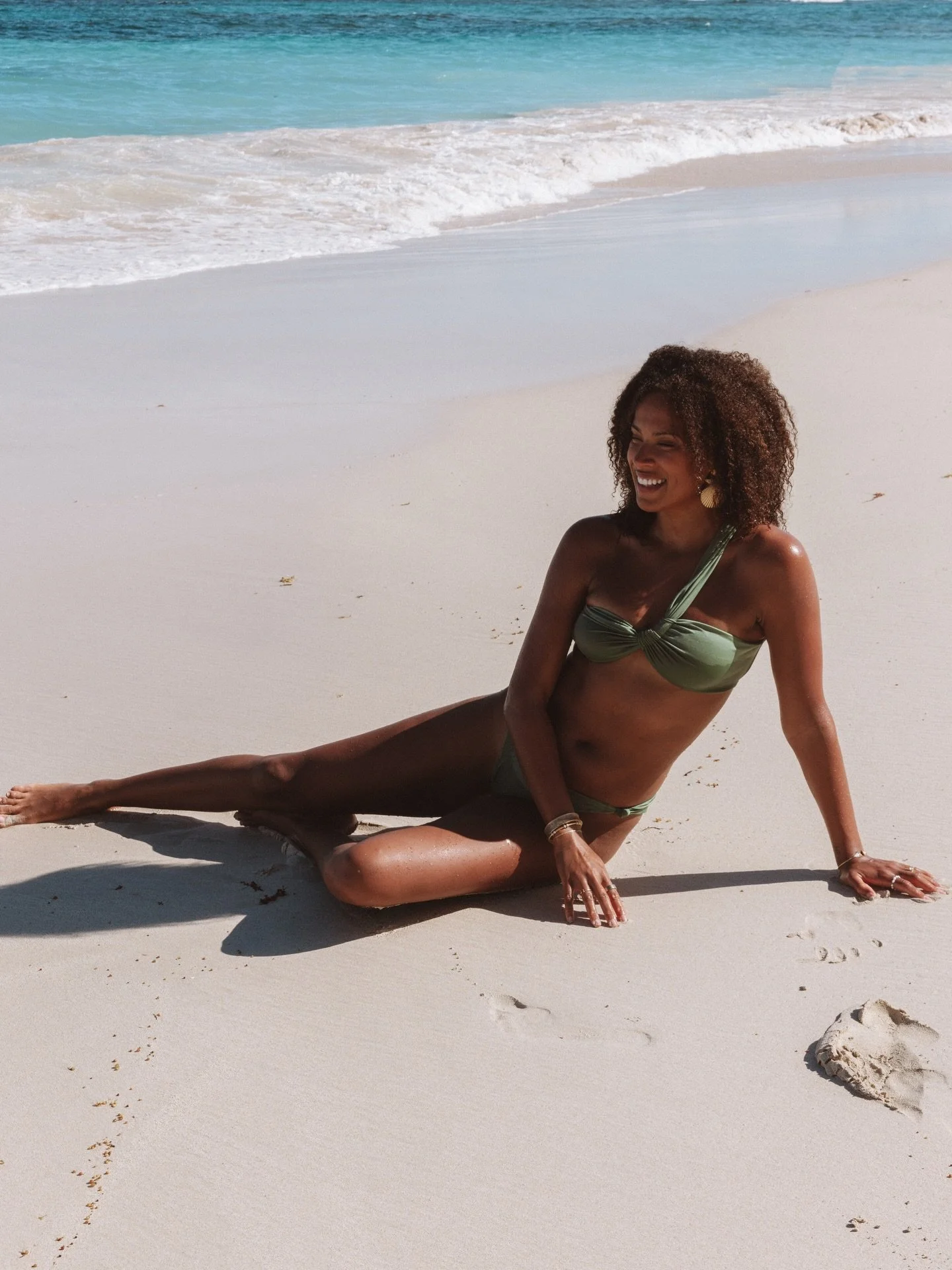 Restock in everyone&rsquo;s favorite color is on the way 🐚 Pre-order for sold out sizes is now available!