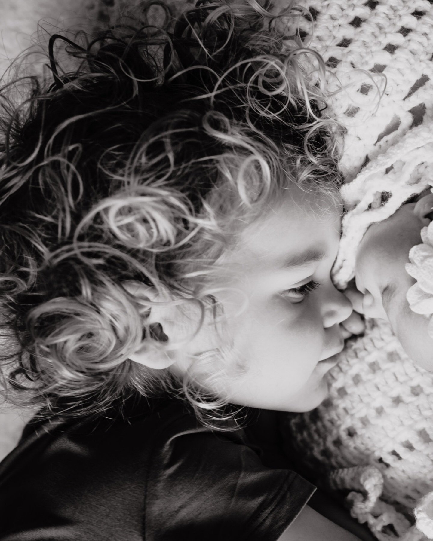 I really don&rsquo;t even know where to start. I have so much to post, and I am so grateful! It&rsquo;s cold out now and very snowy, so this cozy newborn session seems fitting as it makes me want to bundle under blankets and snuggle my own family! He