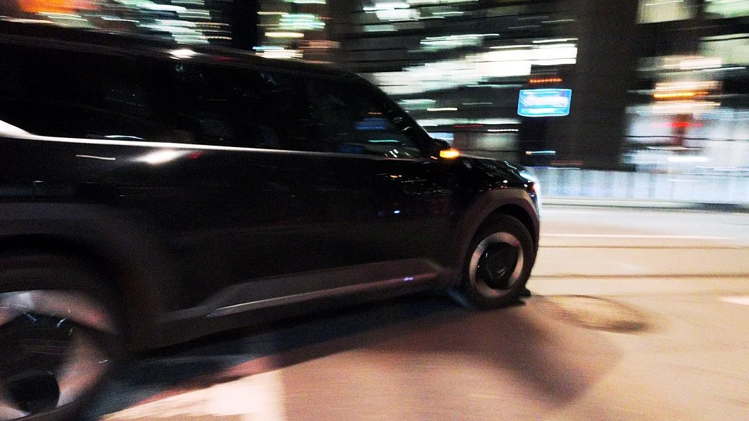 Attempting a panning shot with the Ace Pro2