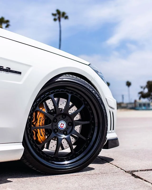 A new car might not change your life, but it changes your attitude.
.
. 👤(@djpure) .
.
#cargram #cars #carinstagram #carphotography#carporn#carswithoutlimits#amazingcsrs247#blacklist#dreamwhipz#dupontregistry#supercars#exoticscars#dslr#carlifestyle#