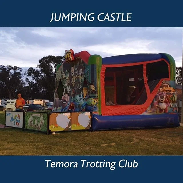 This is Andrew from @jumpingbeansfunforhire with his jumping castle at our races on 5 October 2019.
.
Andrew provides a supervised castle like this one at all our events.
.
Great fun for the kids plus its FREE from 5.30 till 8.30pm.
.
#HRNSW #harness