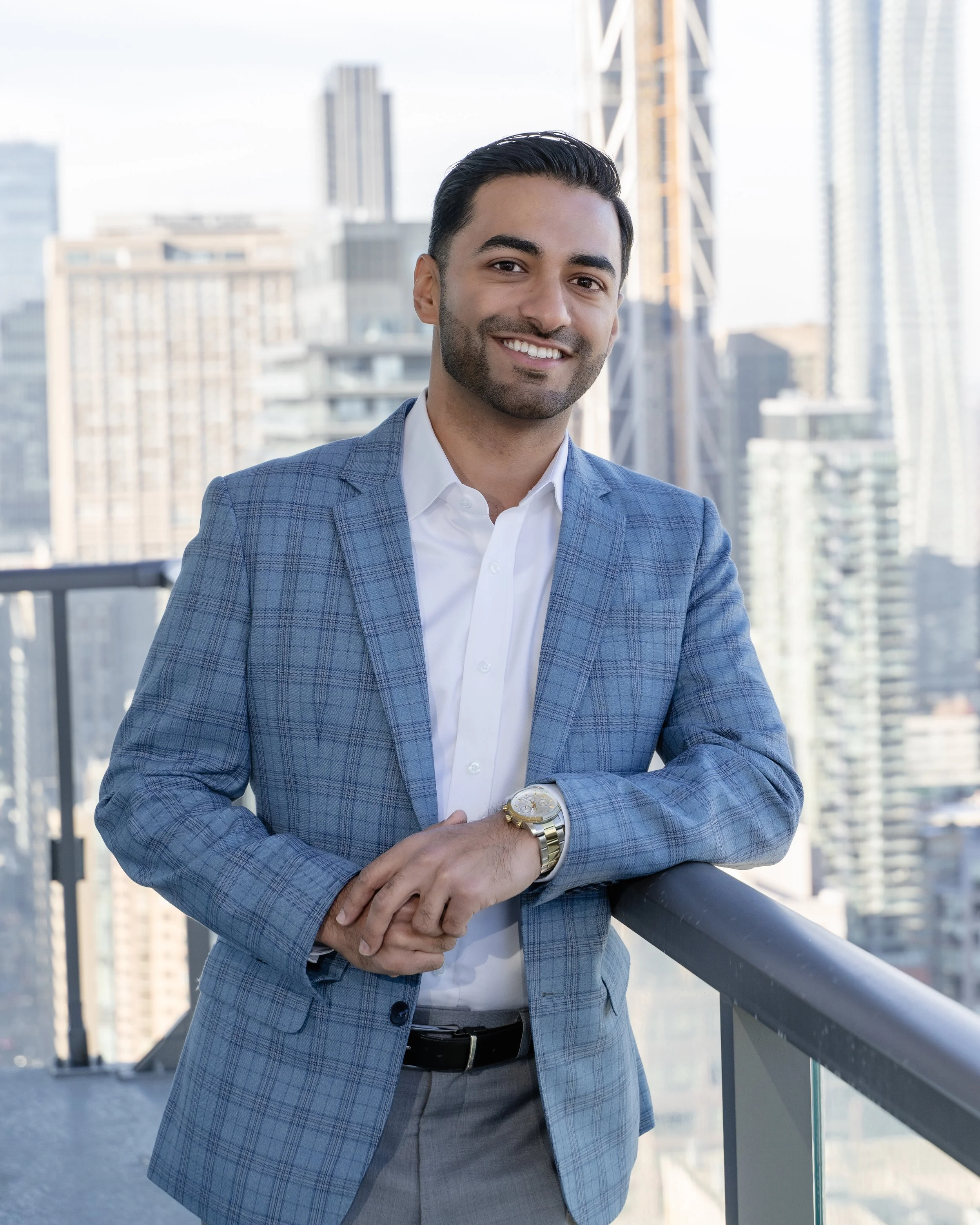 Fahad Rehman - Toronto and Pickering Real Estate Broker in Downtown Toronto