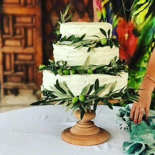 #weddingcake #cakedesign #cakedesigner #cakeart #cakeartist #cakeinspiration #cakestagram #cakecakecake #carrotcake #cakesofinstagram #desertwedding #campadounia #livelife @marrakechpartycakes