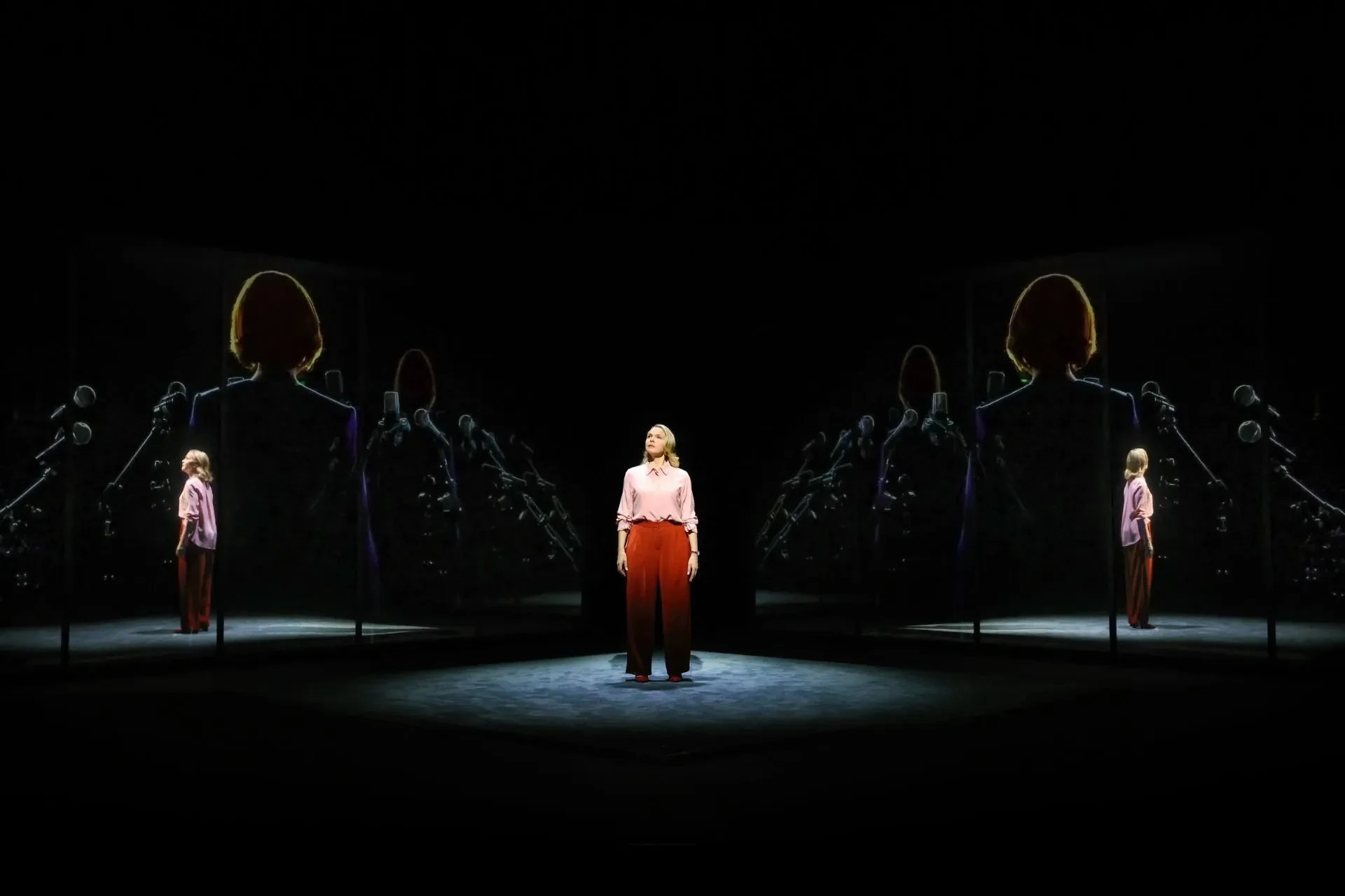 juila_sydney_stc_justine-clarke_credit_prudenceupton_196b.jpg copy.jpg