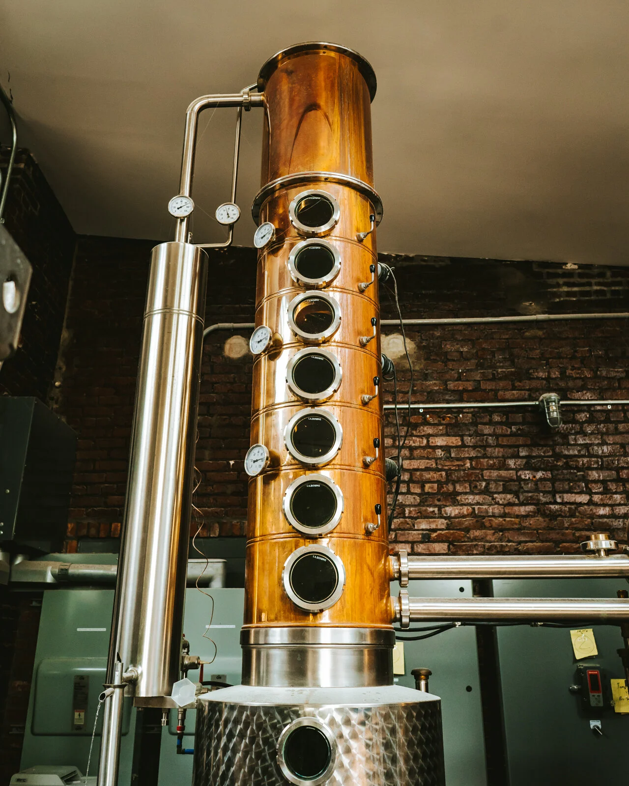 KikiVassilakis-Distillery&Cats-sm (35 of 40).jpeg