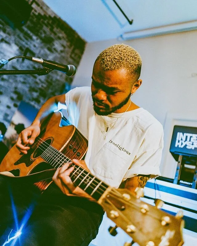 Some @iamtheage shots from @collectiveffort &lsquo;s opening night. Feels like a year agoooo
.
Also, anyone else sit on pics, etc for months, maybe even years?