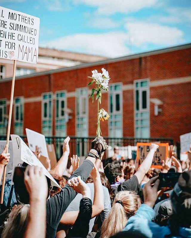 Taking a knee
.
.
.
#troyny #blacklivesmatter #takeakneeforjustice