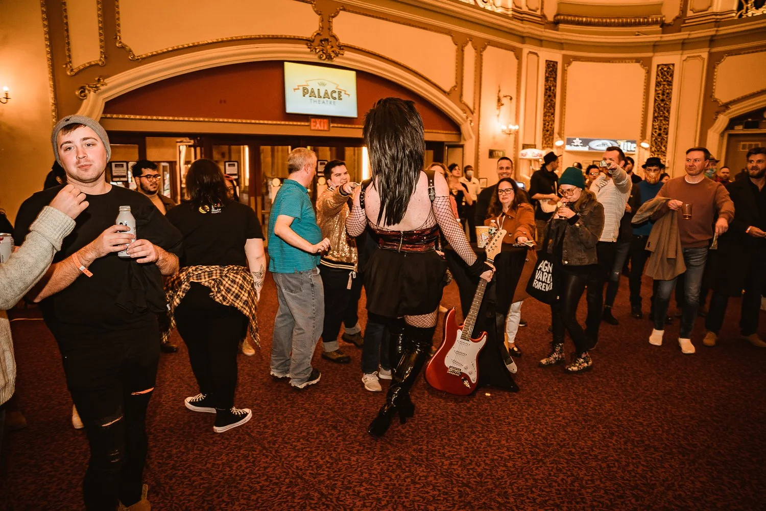 2021_11_14_KikiVassilakis_UTICAQueen_sm (27 of 91).jpg