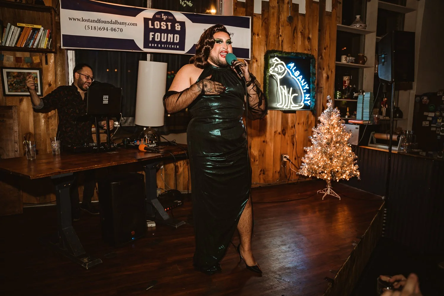 2021_12_10_KikiVassilakis_KandyMuse_sm (16 of 128).jpg