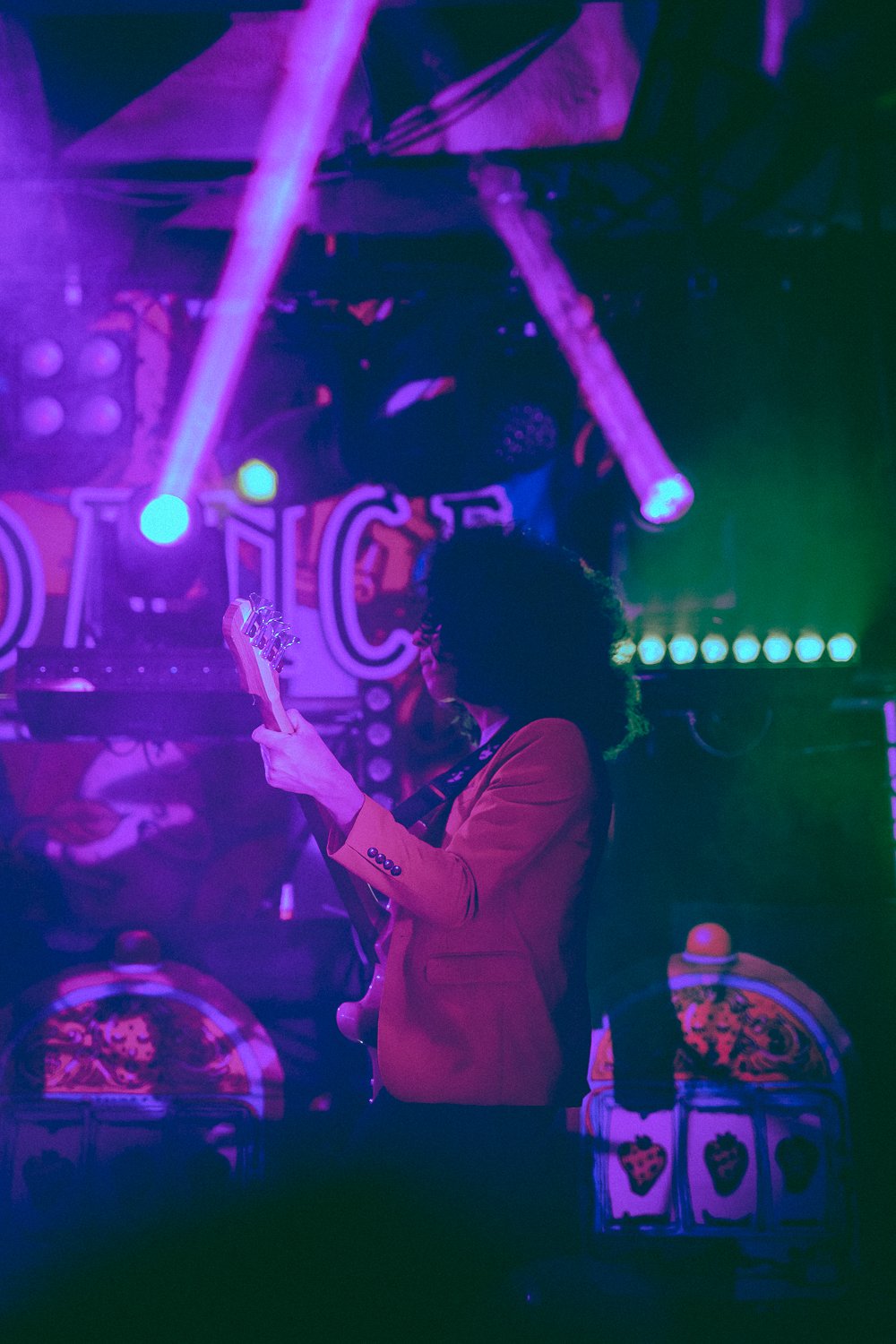 2022_05_10_KikiVassilakis_DanceGavinDance_sm (7 of 77).jpg