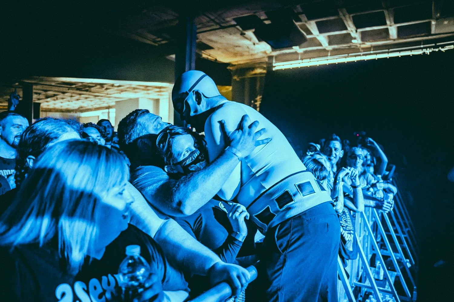 2022_06_24_KikiVassilakis_TheAquabats_sm (56 of 95).jpg